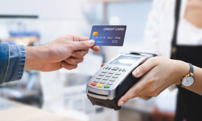 Rút tiền thẻ tín dụng tại máy POS